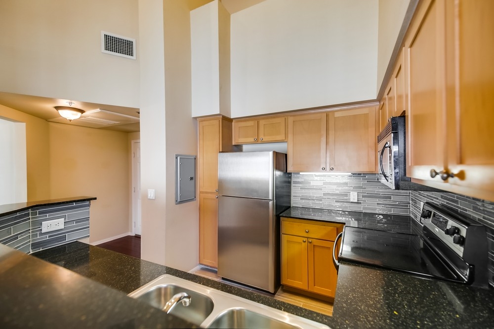 2400 5th Avenue, San Diego, CA 92101