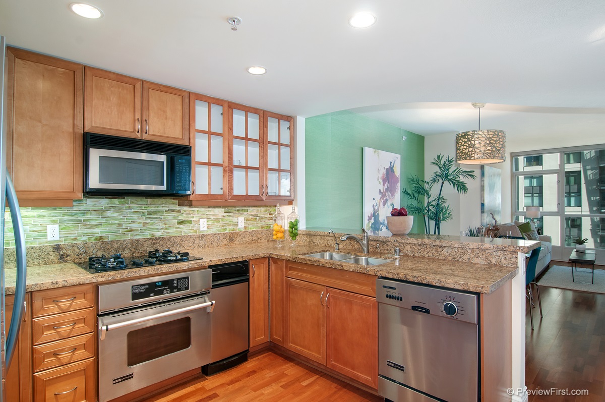 555 Front St, San Diego, CA 92101