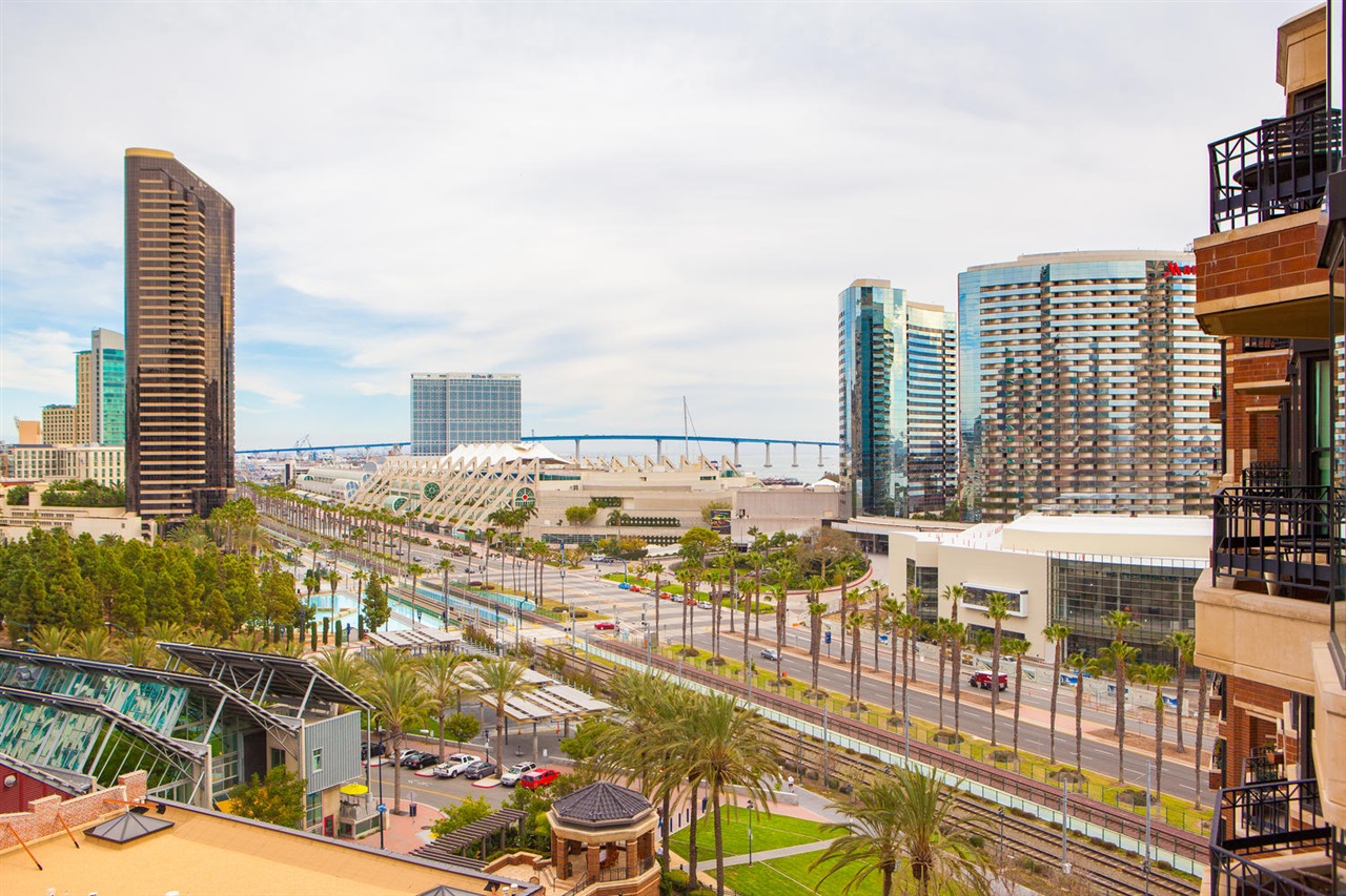 500 W Harbor Dr., San Diego, CA 92101