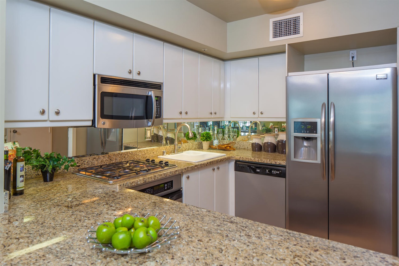 500 W Harbor Dr., San Diego, CA 92101