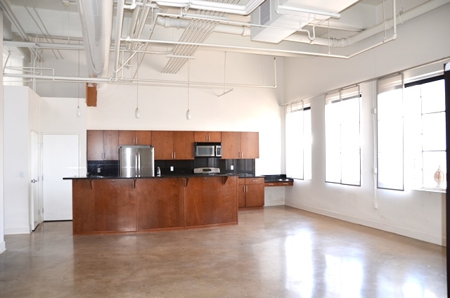 950 6th Ave., San Diego, CA 92101