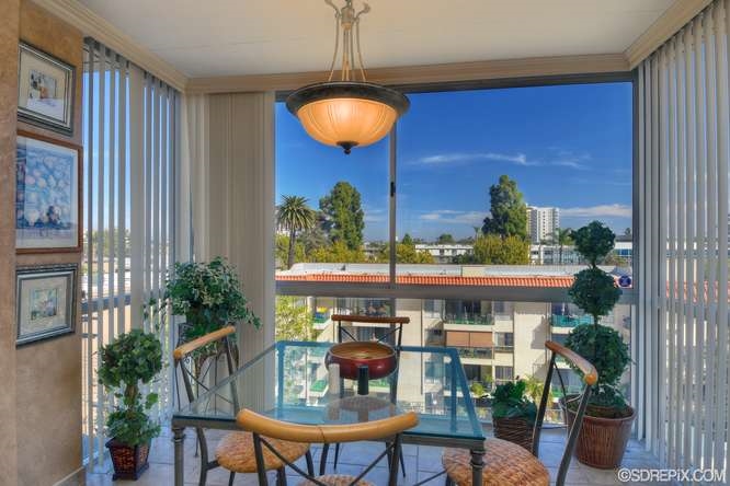 35351st Ave #6D, San Diego, United States 92103
