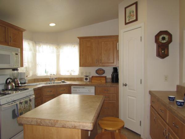 Bayview Mobile Home Park 2003 Bayview Heights Dr #102San Diego, CA 92105