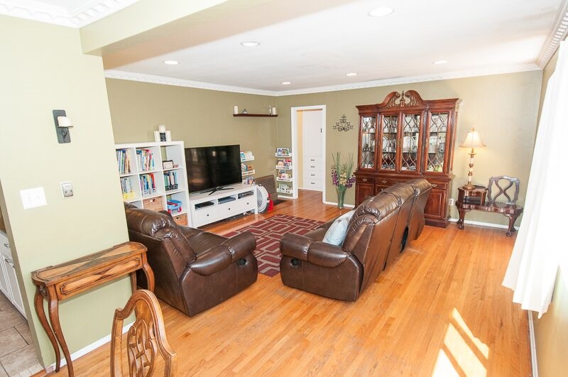 3628 Poe St., San Diego, CA 92106