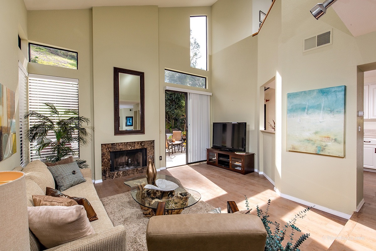 6455 Caminito Listo, San Diego, CA 92111