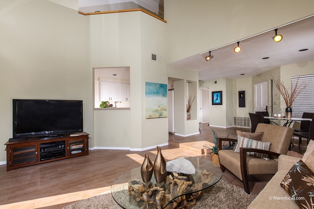 6455 Caminito Listo, San Diego, CA 92111
