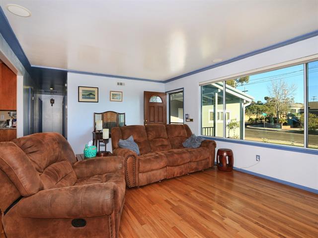 4076 Armstrong St, San Diego, United States 92111