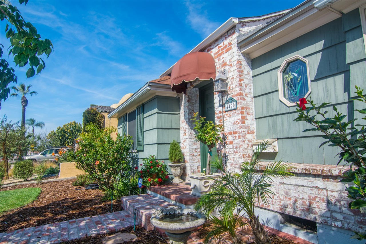 4490 MONROE AVE, San Diego, CA 92115