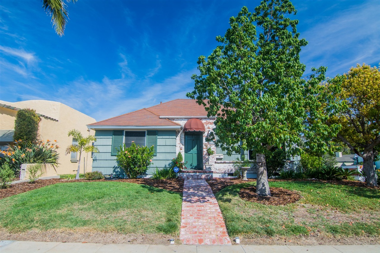 4490 MONROE AVE, San Diego, CA 92115