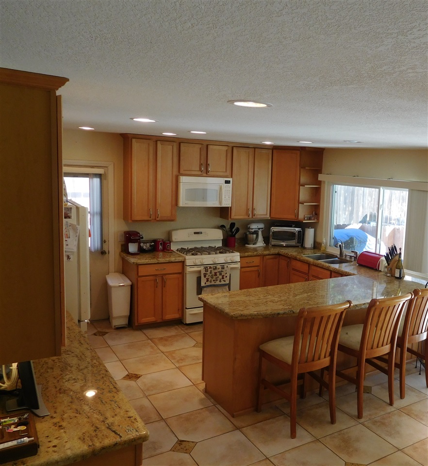 6253 Lake Athabaska Place, San Diego, CA 92119