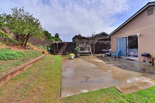 8372 Bashan Lake Ave, San Diego, United States 92119