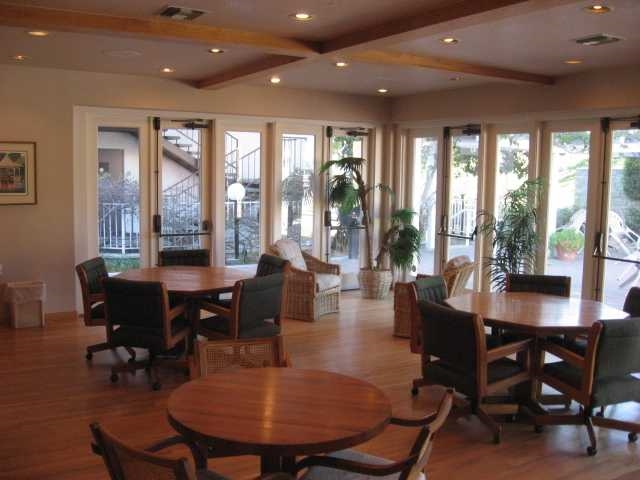 6330 Genesee Ave., San Diego, CA 92122