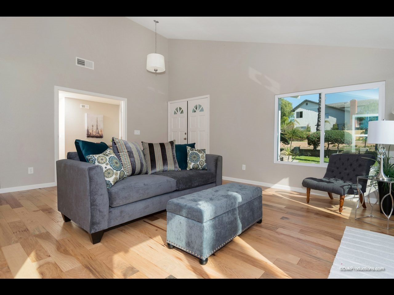 4310 Calle de Vida, San Diego, CA 92124