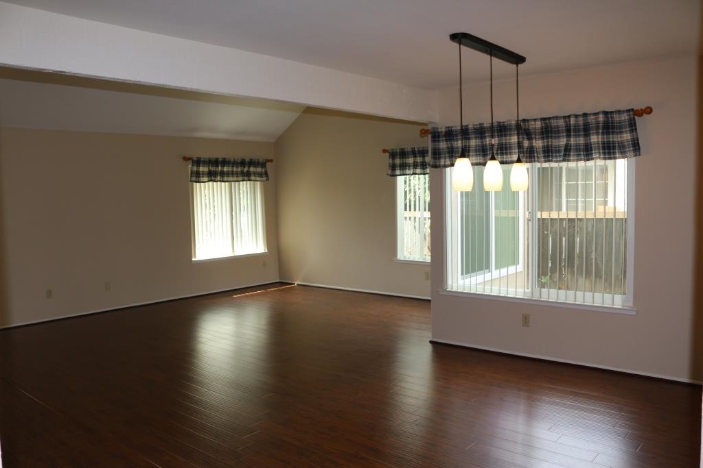 8484 Calle Morelos, San Diego, CA 92126