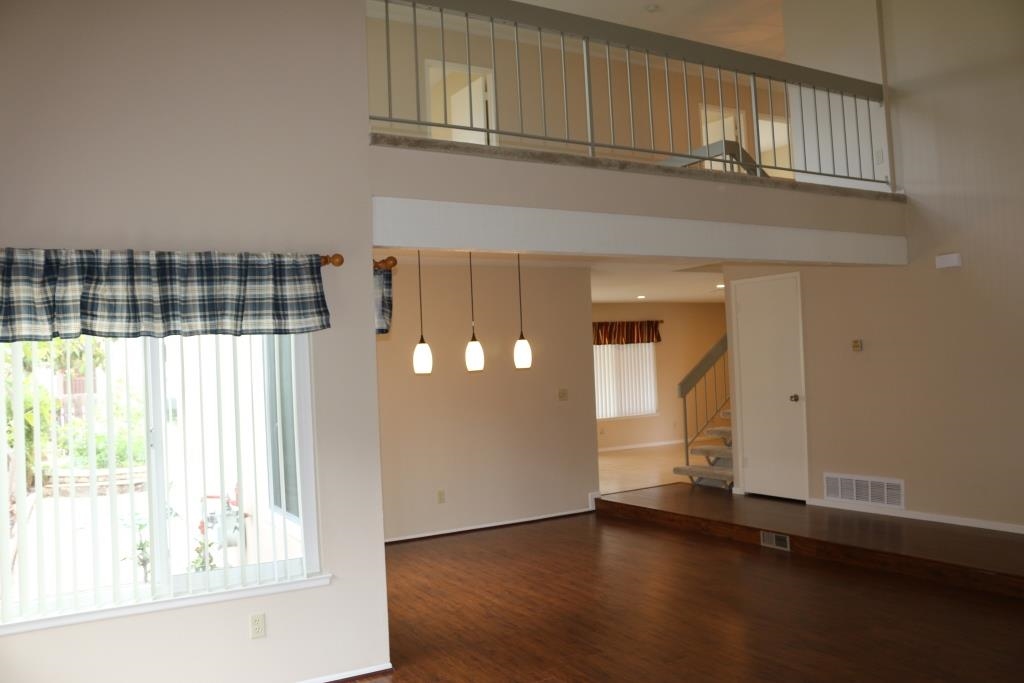 8484 Calle Morelos, San Diego, CA 92126