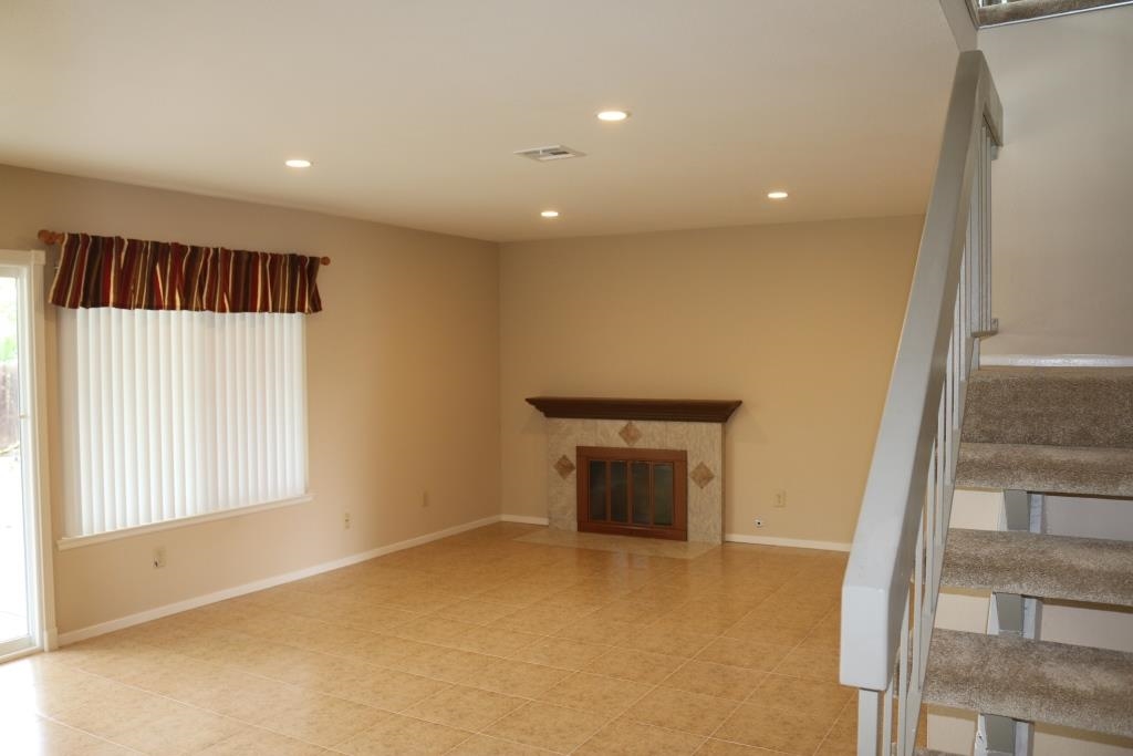 8484 Calle Morelos, San Diego, CA 92126