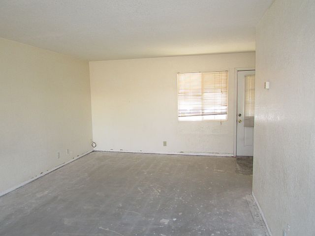 10483 Glenellen AvSan Diego, CA, 92126San Diego County