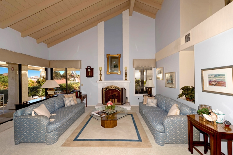 17616 Plaza Arica, San Diego, CA 92128