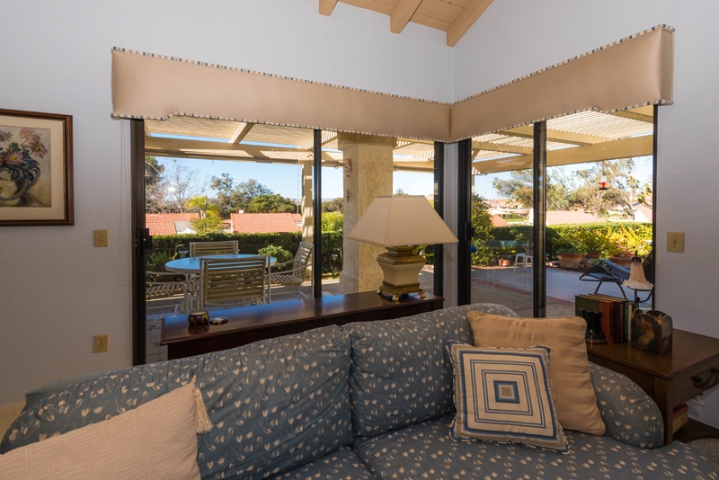 17616 Plaza Arica, San Diego, CA 92128