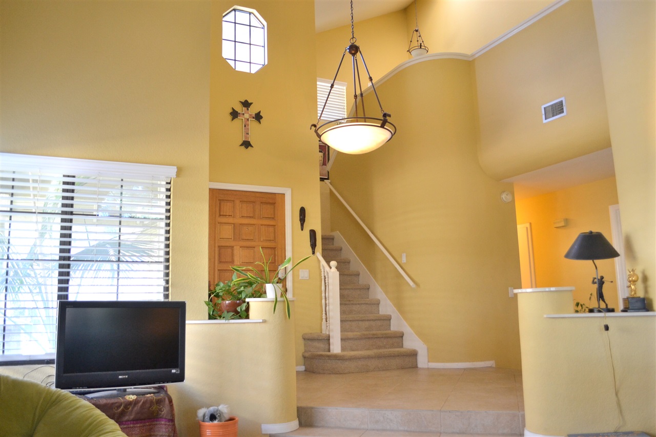 13916 Stoney Gate Place, San Diego, CA 92128