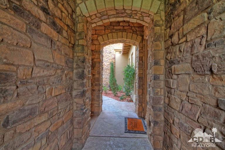 42880 Darien Drive, Bermuda Dunes, CA 92203