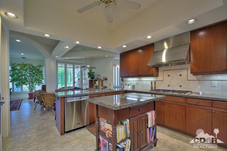 42580 Maracay Place, Bermuda Dunes, CA 92203