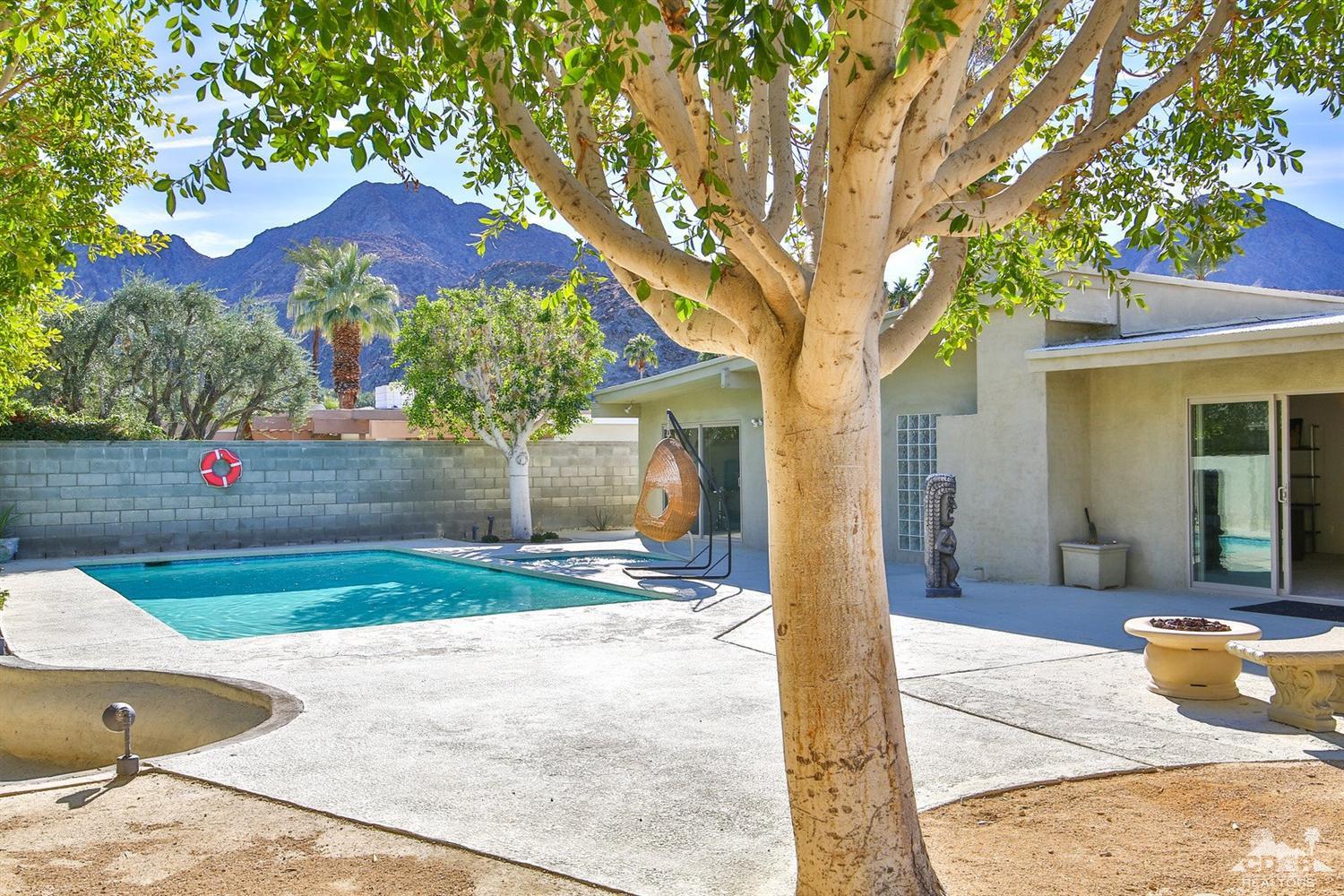 45670 Navajo Road, Indian Wells, CA 92210
