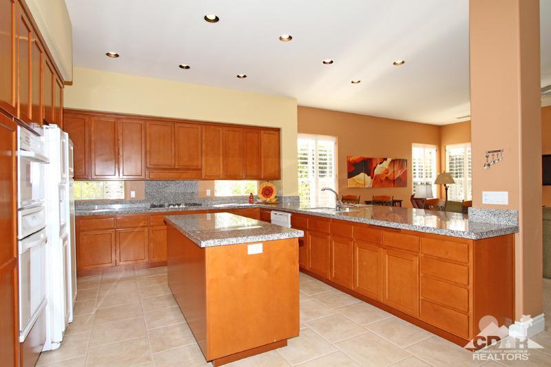 73 Amalfi Drive, Palm Desert, CA 92211