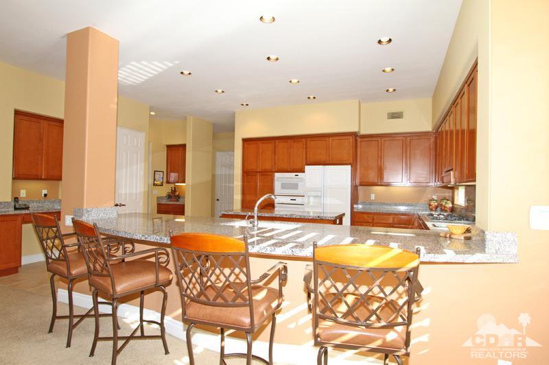 73 Amalfi Drive, Palm Desert, CA 92211