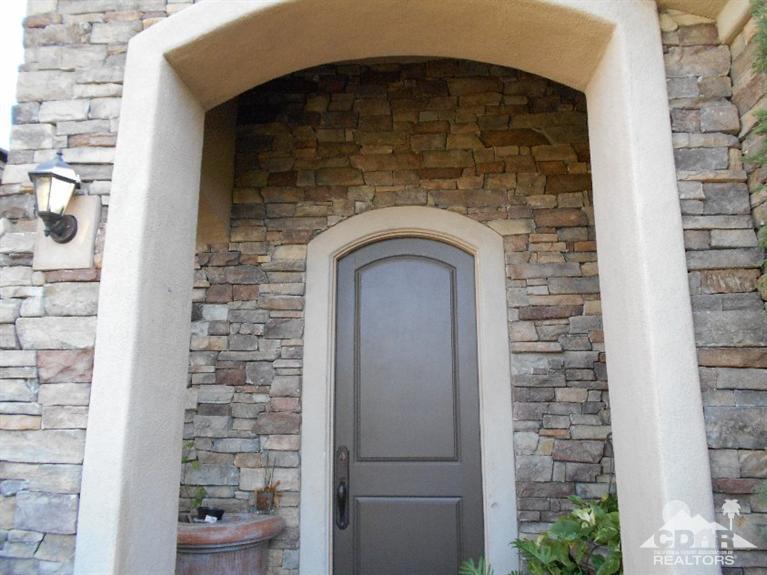 111 Azzuro Drive, Palm Desert, CA 92211