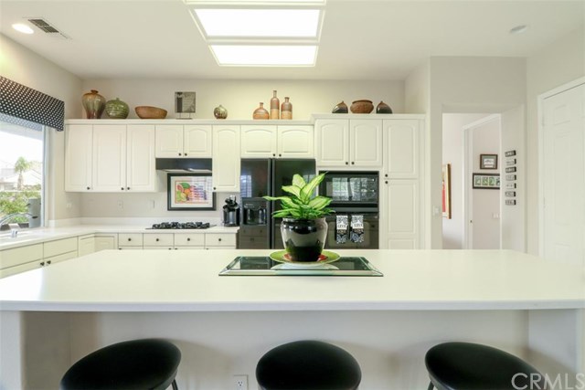 78648 Kentia Palm Drive, Palm Desert, CA 92211