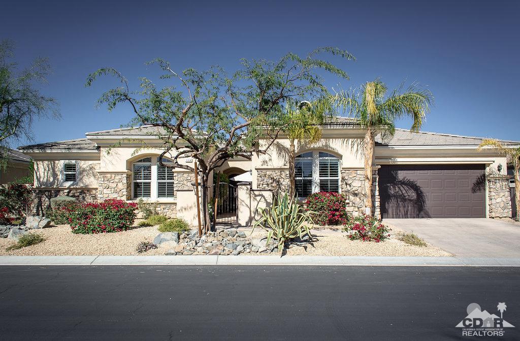116 Azzuro Drive, Palm Desert, CA 92211