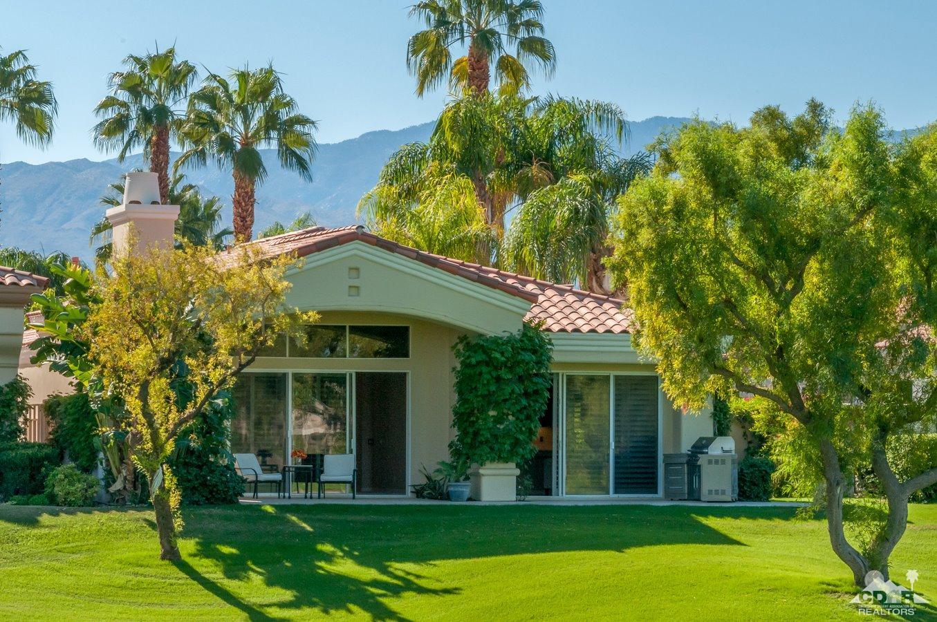 210 Tomahawk Drive, Palm Desert, CA 92211