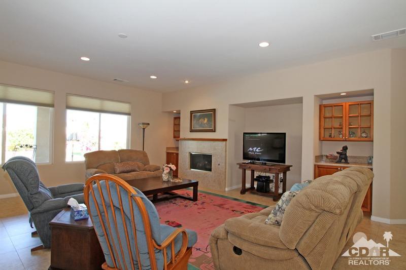 74108 Portola Pointe Lane, Palm Desert, CA 92211