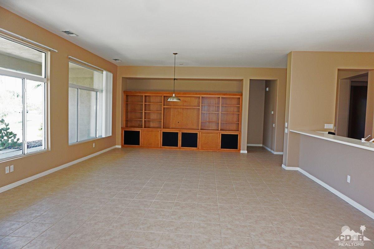 35013 Wisteria Circle, Palm Desert, CA 92211