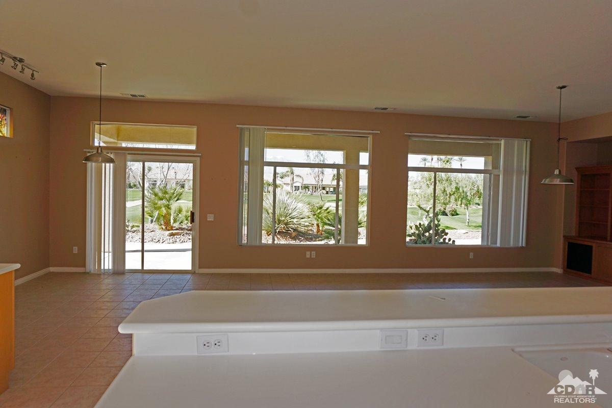 35013 Wisteria Circle, Palm Desert, CA 92211
