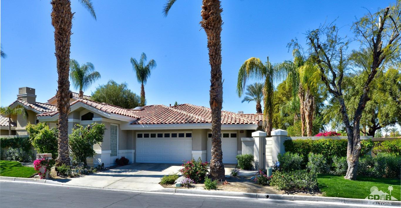 221 Arrowhead Dr Drive, Palm Desert, CA 92211