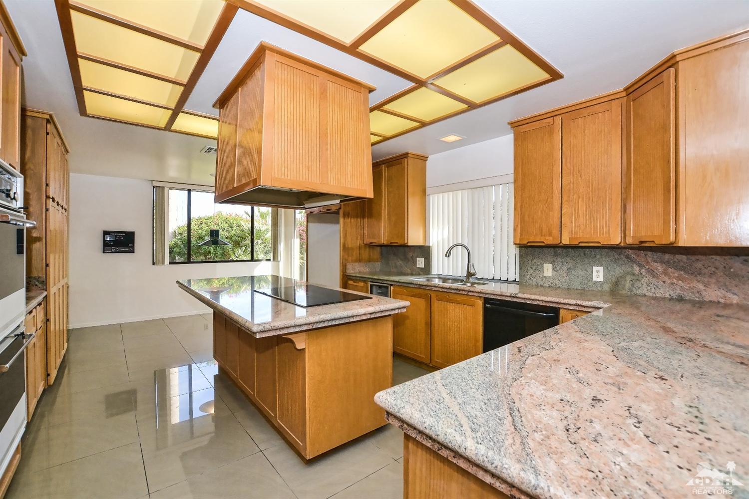 73555 Agave Lane, Palm Desert, CA 92211
