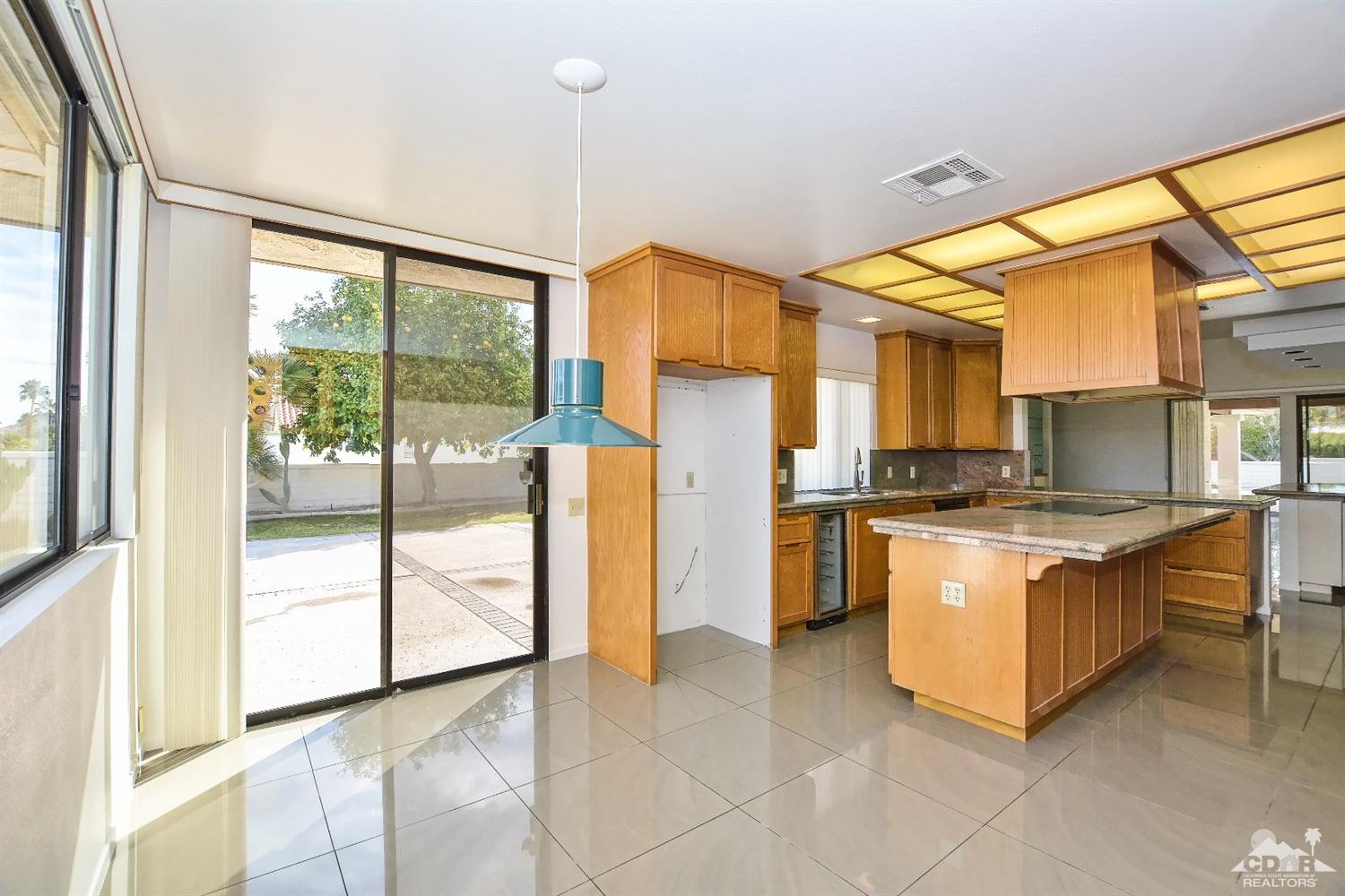 73555 Agave Lane, Palm Desert, CA 92211