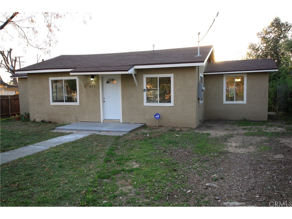 827 N California Avenue, Beaumont, CA 92223