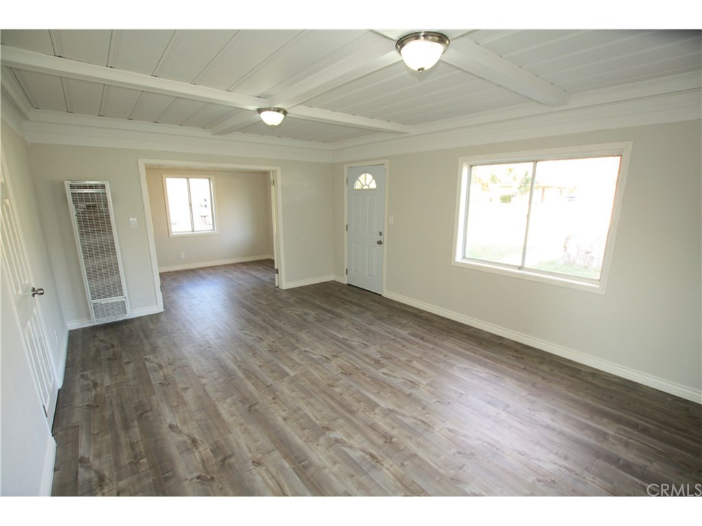827 N California Avenue, Beaumont, CA 92223