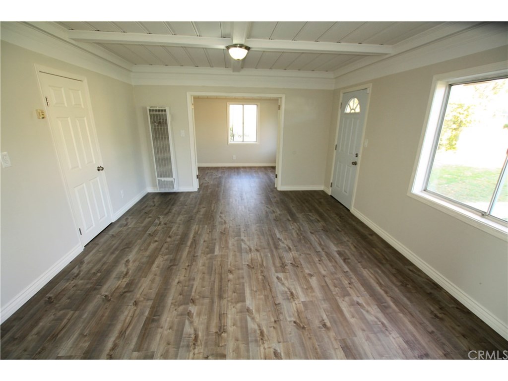 827 N California Avenue, Beaumont, CA 92223