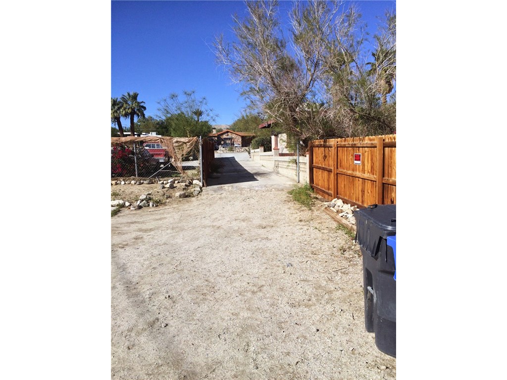 66367 4th Street, Desert Hot Springs, CA 92240
