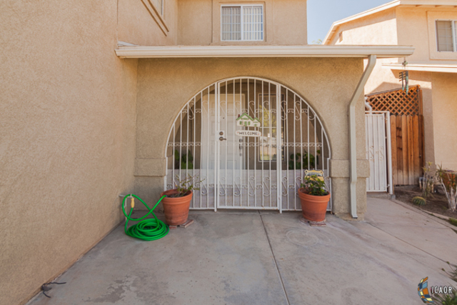 2411 Olive Avenue, El Centro, CA 92243