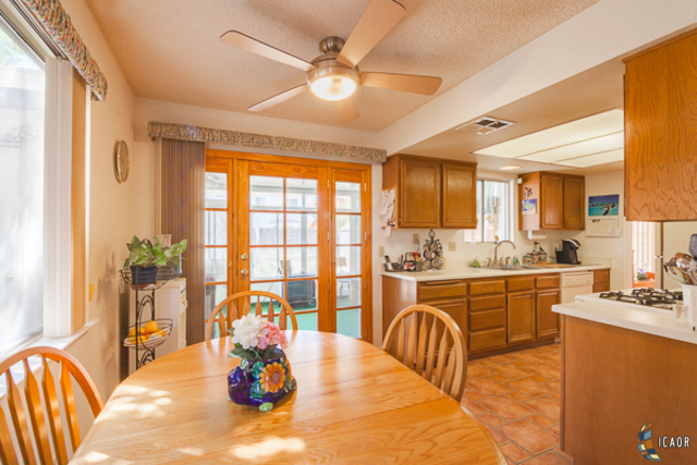 2411 Olive Avenue, El Centro, CA 92243