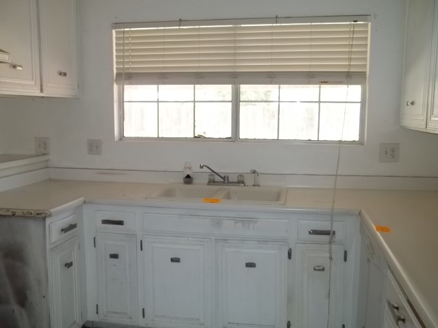 1686 Ocotillo DrEl Centro, CA, 92243Imperial County