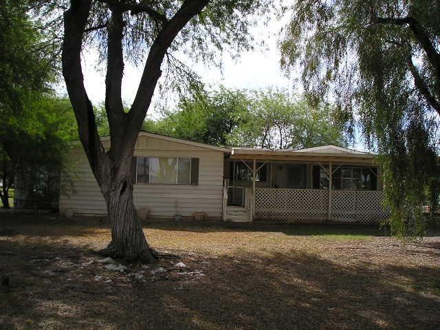82 Smoketree Ave