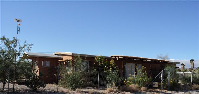 82 Smoketree Ave