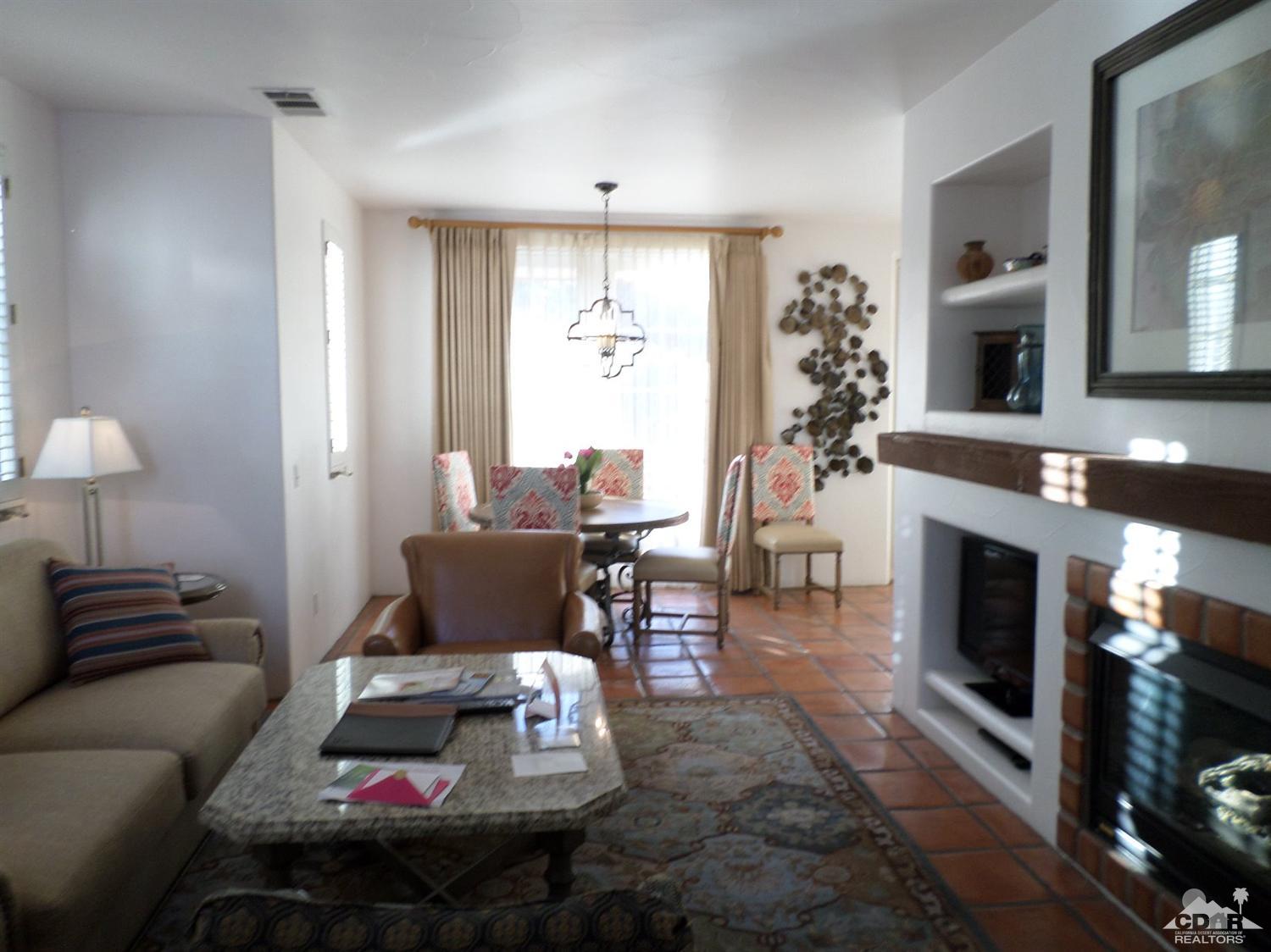 49442 Avenida Obregon, La Quinta, CA 92253