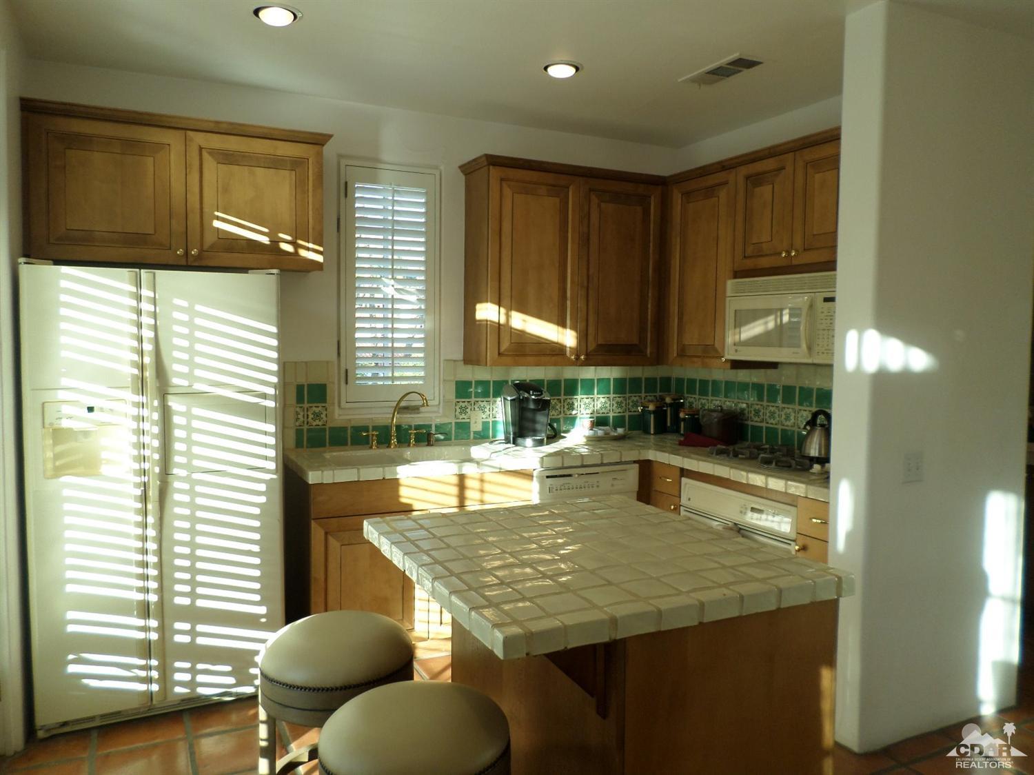 49442 Avenida Obregon, La Quinta, CA 92253
